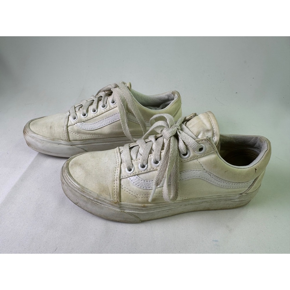 Vans Old Skool True White Canvas Skate Shoes Women's Size 6 Men Size 4.5 Low Top